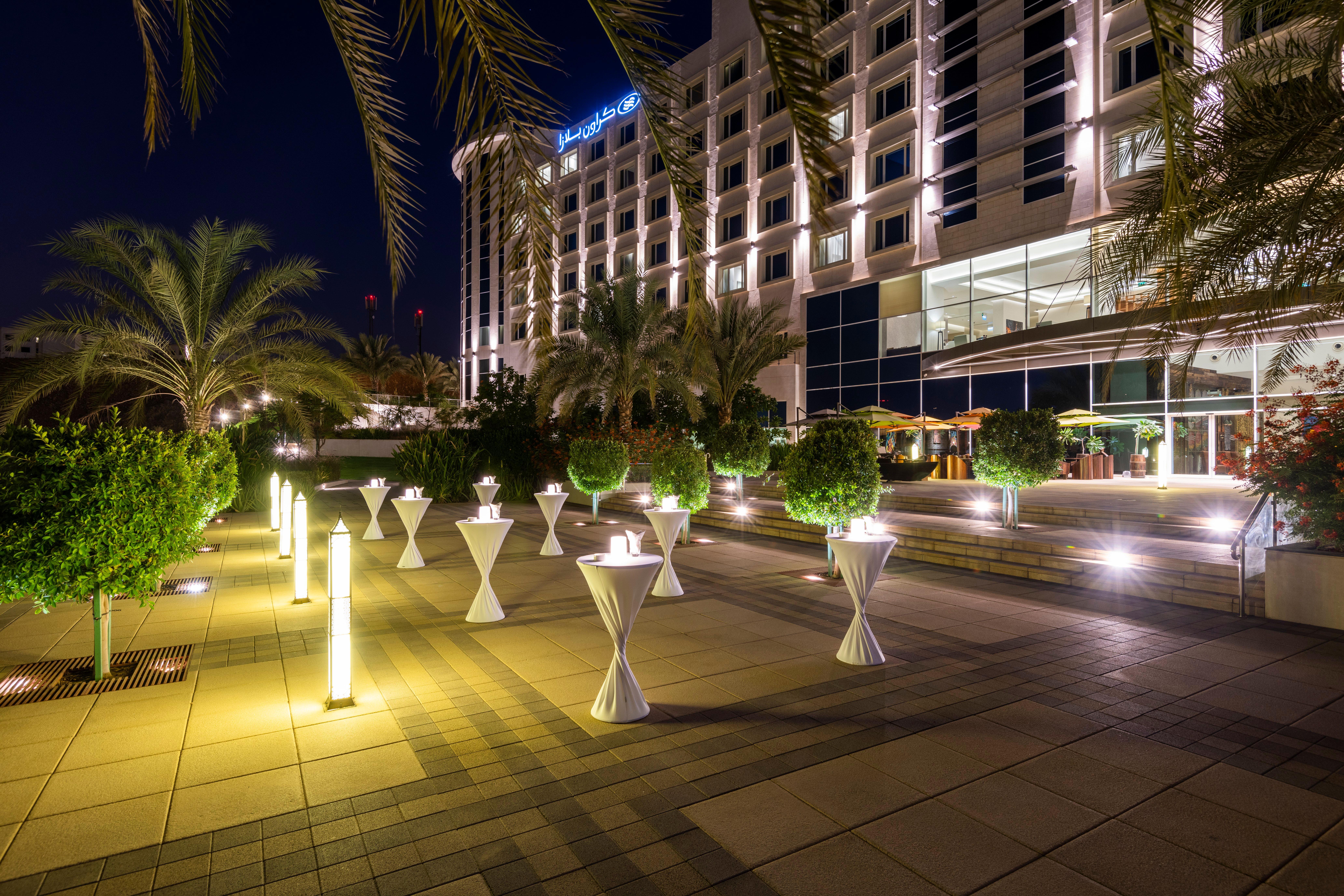 Crowne Plaza Muscat Ocec, An Ihg Hotel Exterior foto